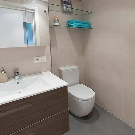 Earra - Xarma - Centro Y 2 Min. Playa, Zona Tranquila דירה